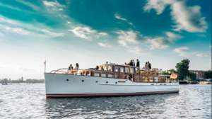 Berlin: Flagship Boat Sightseeing on Electric Motor Yacht
