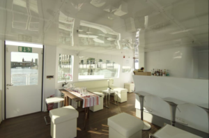 Berlin: Boat Tour on a Solar-Powered Catamaran
