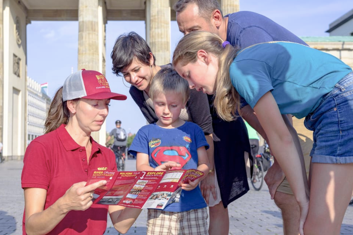 Berlin: Hop-On Hop-Off Sightseeing Bus with Boat Options
